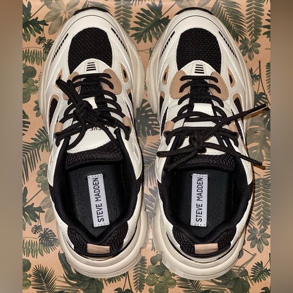 Steve Madden Clydie chunky sneakers NWOT - Picture 3 of 5